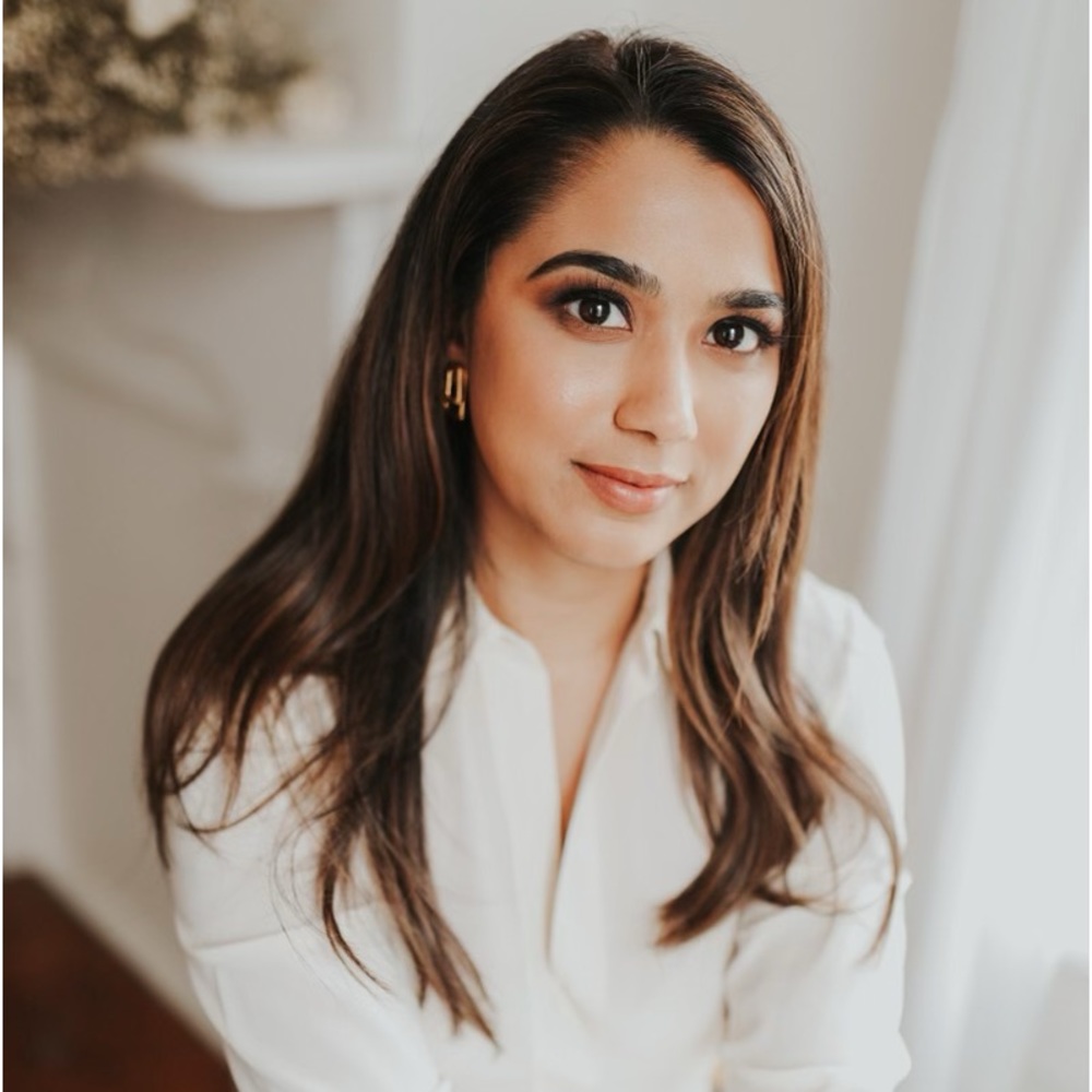 Meet your Posher, Monisha